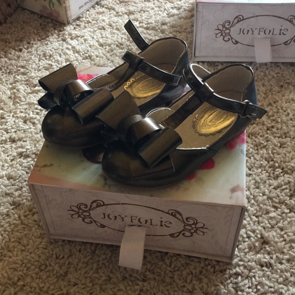Joyfolie Arianna in Bronze shoes size 7 toddler